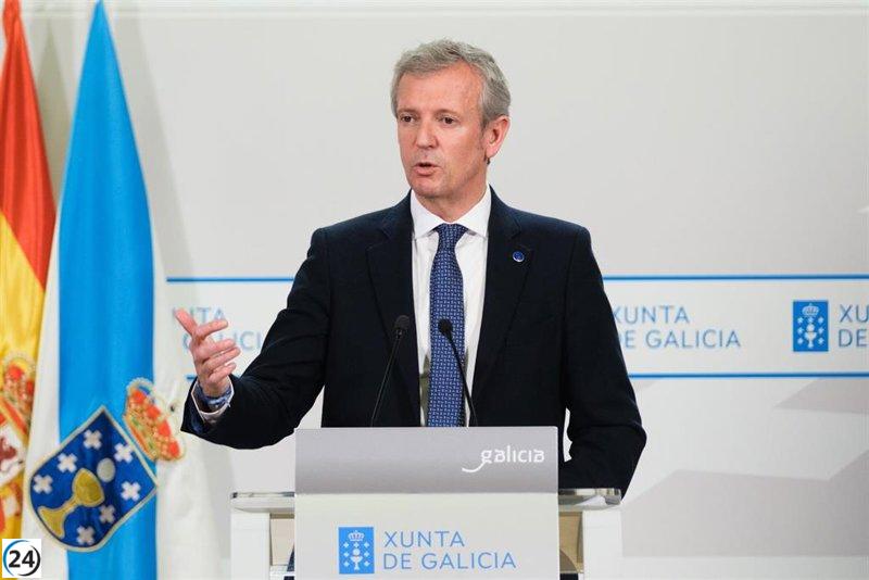 Ayuso responde rápidamente a críticas, a diferencia de Sánchez y el PSOE, según Rueda.
