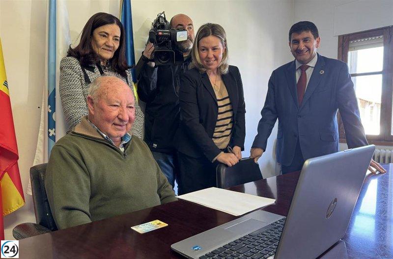 Más de 30.000 personas mayores de 50 años en zonas rurales podrán hacer la declaración de la renta online desde hoy.