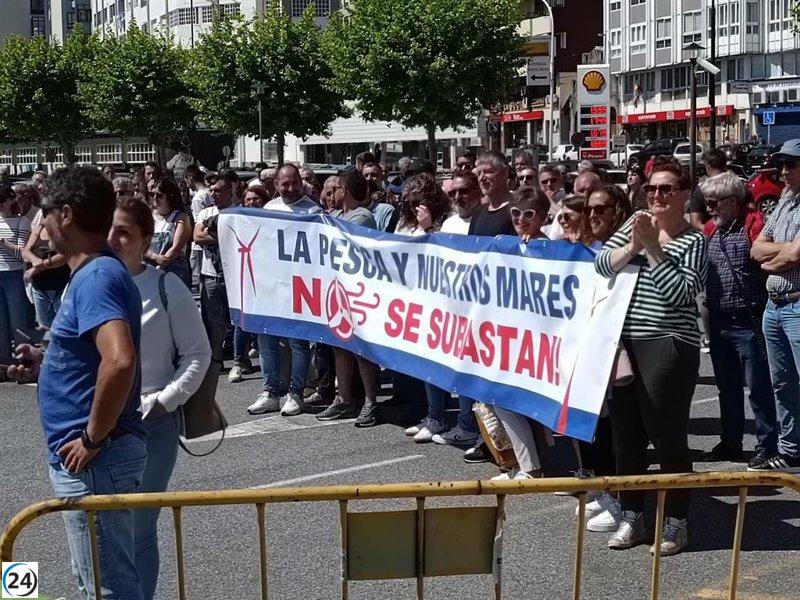 Pescadores de Cangas protestan por instalación de eólica marina: 
