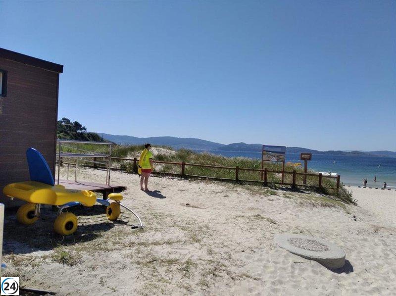 Ayuntamientos exigen más ayudas a la Xunta para el servicio de socorrismo en playas.