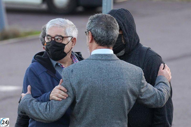 Angrois: La defensa del maquinista del Alvia apela la condena y solicita su absolución total.