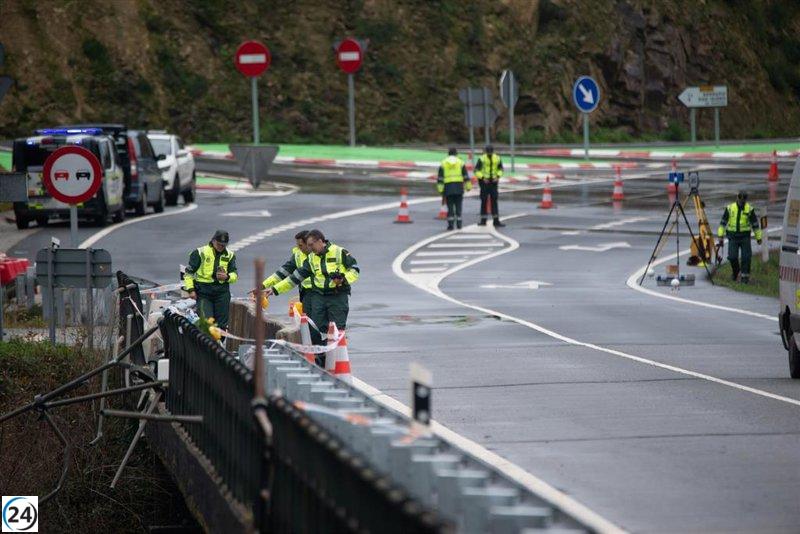 Parlamento exige reparación urgente de la carretera tras el trágico accidente de autobús de Nochebuena.