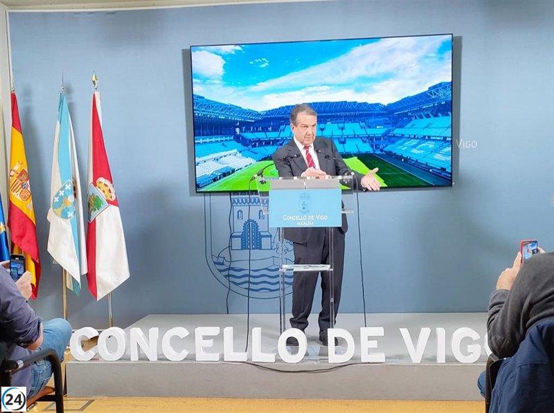 Caballero considera llevar a juicio las sedes del Mundial y critica a Louzán por su silencio.