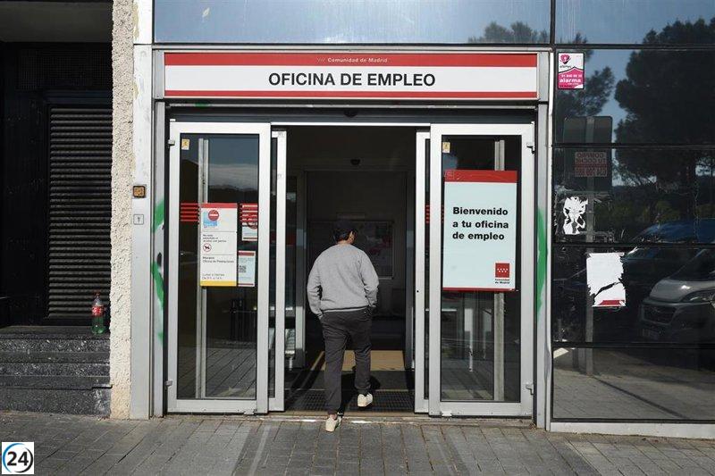 Galicia reduce su desempleo en abril, con 3.610 personas menos, y alcanza los 115.545 parados, un descenso del 3.03%.
