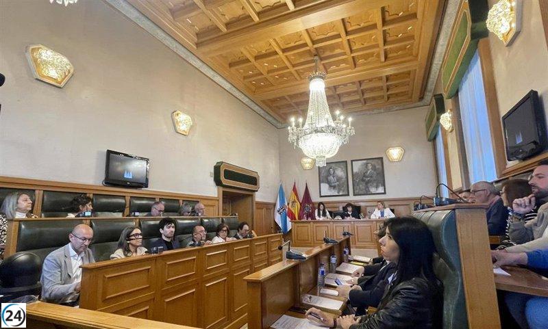 Cuatro concejales expulsados del PSOE de Santiago se convierten en no adscritos.