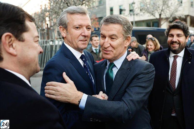 La oposición critica con firmeza a Rueda por su aparente sumisión al PP y su abandono de responsabilidades en el Consello.