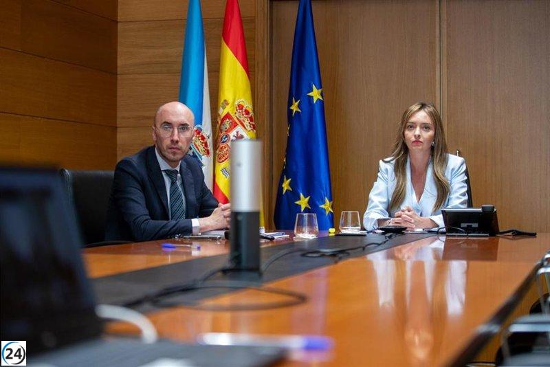 La Xunta critica al Gobierno por recortar fondos para la atención de menores migrantes en Galicia.