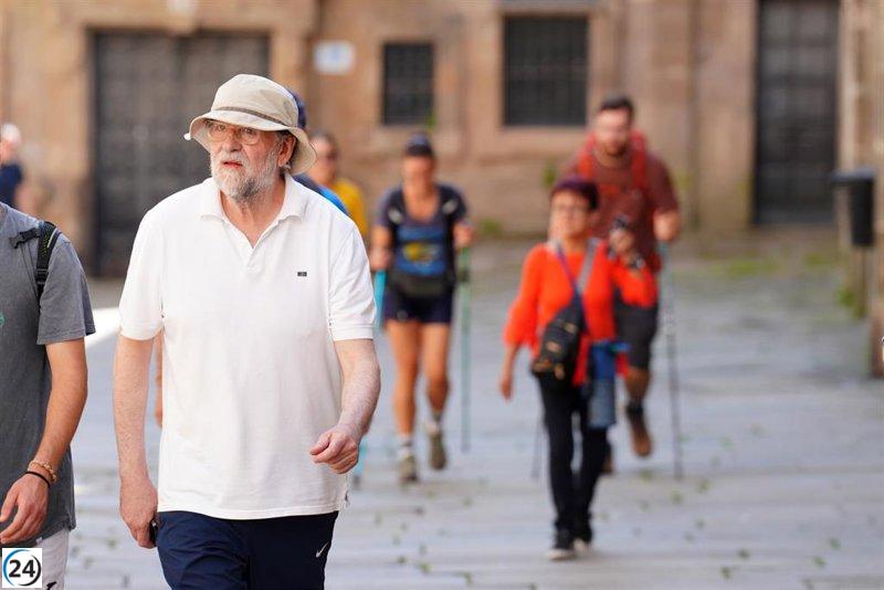 Rajoy finaliza el Camino mientras aconseja a nuevos peregrinos: 