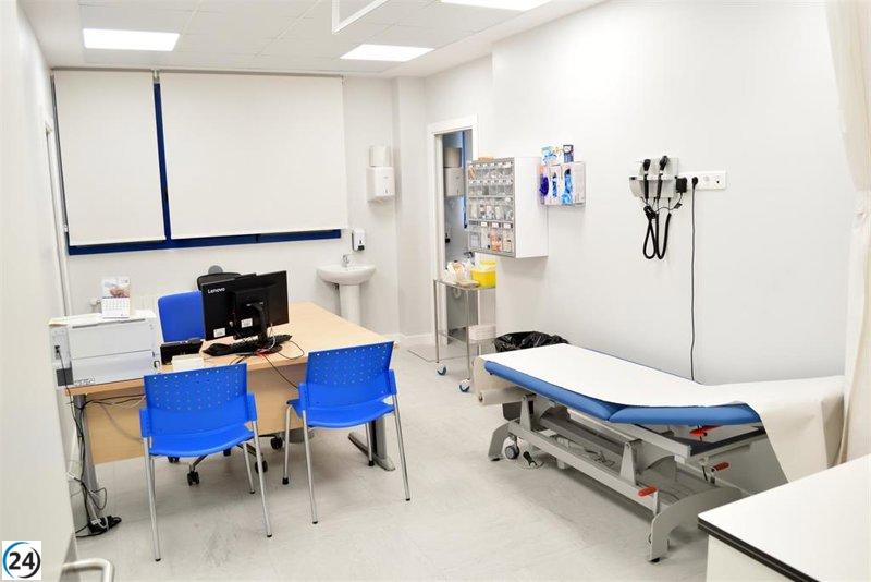 El Sergas lanza un plan veraniego de 12,1 millones con médicos colaboradores para atender vacantes.
