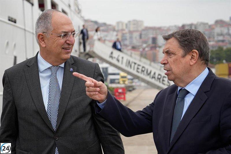 El comisario Costas Kadis promueve la colaboración con la pesca para asegurar prácticas sostenibles y rentables.