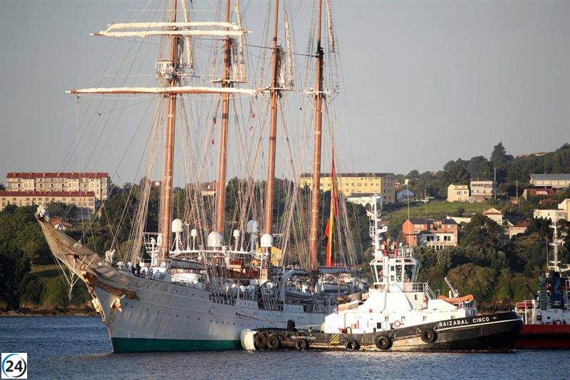 El Juan Sebastián de Elcano conmemora en A Coruña el aniversario de su histórica expedición de 1525.