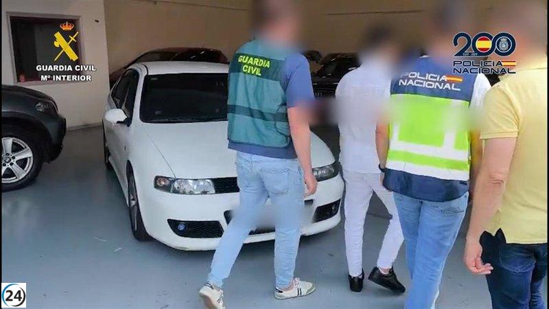Desarticulan en Ourense y Lugo una banda que estafaba con la venta de coches usados.
