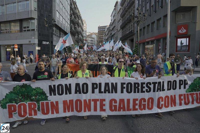 Galicia se moviliza con miles de manifestantes exigiendo un 
