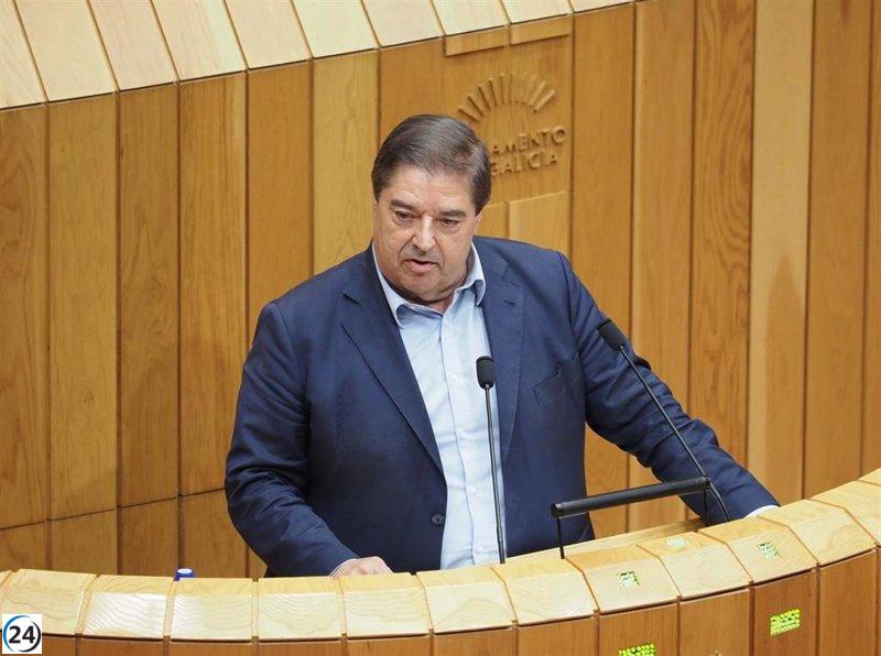 PSdeG critica la 'neutralidad ideológica' de la Xunta como un disfraz de desconfianza hacia docentes y estudiantes.