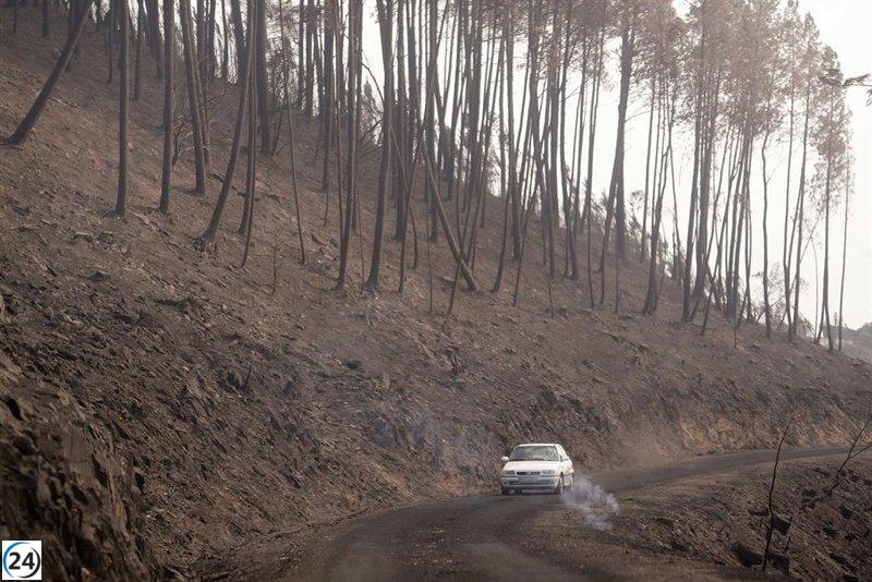 Apagan incendio en O Bolo que devastó 273 hectáreas y surge nuevo foco en la Serra do Xurés.