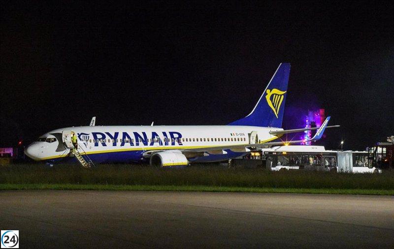 Empleados de Ryanair en Santiago convocan huelga para el 20 de este mes.