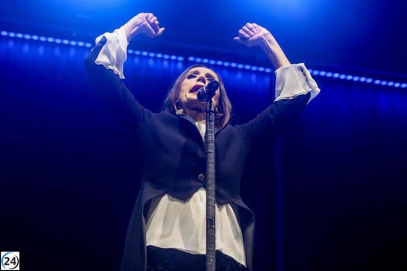 Luz Casal, ícono de la cultura gallega, congrega a 2.000 asistentes en un evento de la Xunta en Argentina.