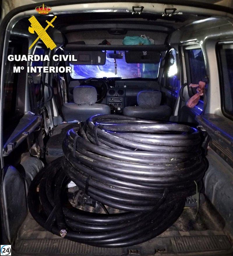 Tres sospechosos bajo pesquisa por el hurto de 160 kilos de cable telefónico en Zas (A Coruña)