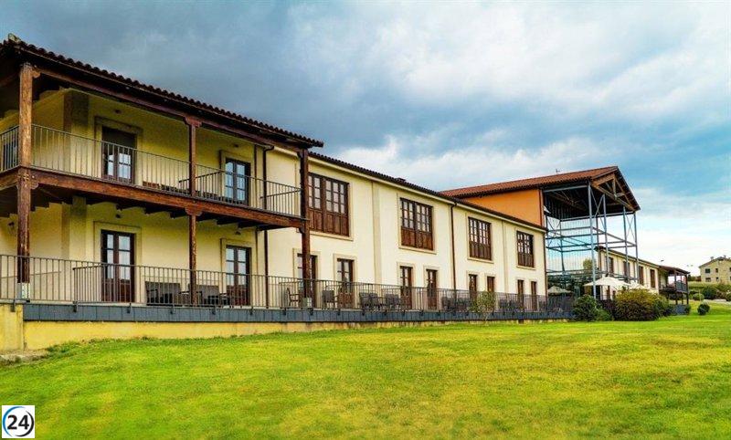 Disminuyen un 6,6% las estancias en hoteles de Galicia en noviembre, mientras los precios aumentan un 3,17%.
