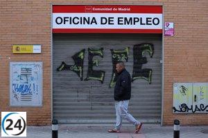 Galicia reduce su tasa de desempleo en 2025, concluyendo con 112.031 personas sin trabajo, 6.807 menos que el año anterior.