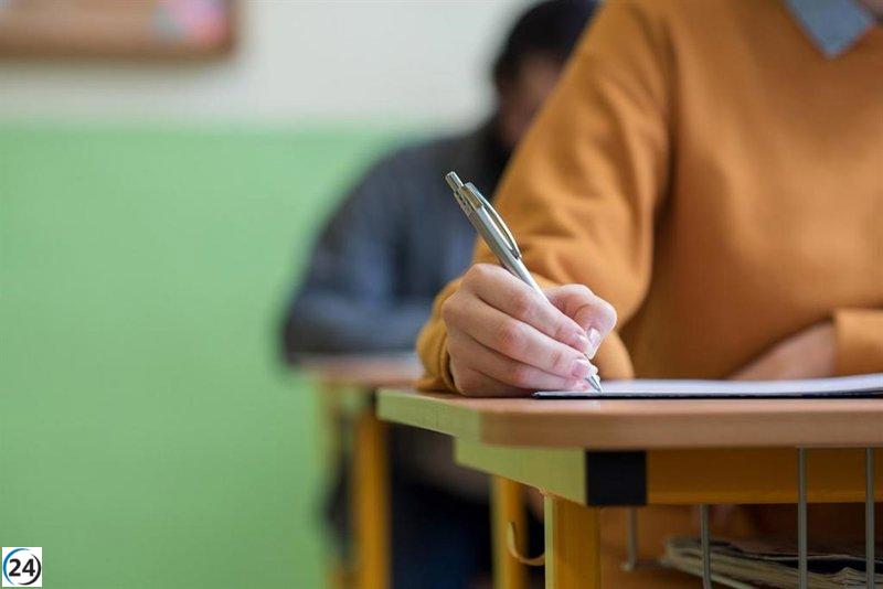 La ley de enseñanzas de adultos elimina red de centros, según la CIG.