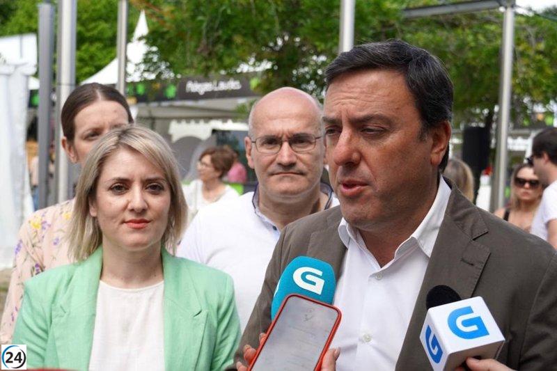 Formoso pide a la Xunta más ayuda al sector vitivinícola para dinamizar la zona.