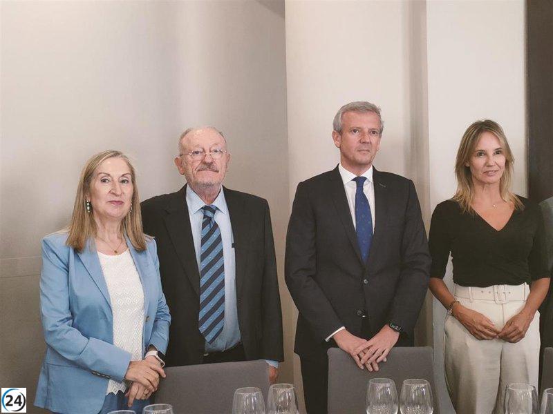 Pastor destaca las inversiones del PP en infraestructuras de Pontevedra, a pesar de la falta de conocimiento de ciertos individuos.