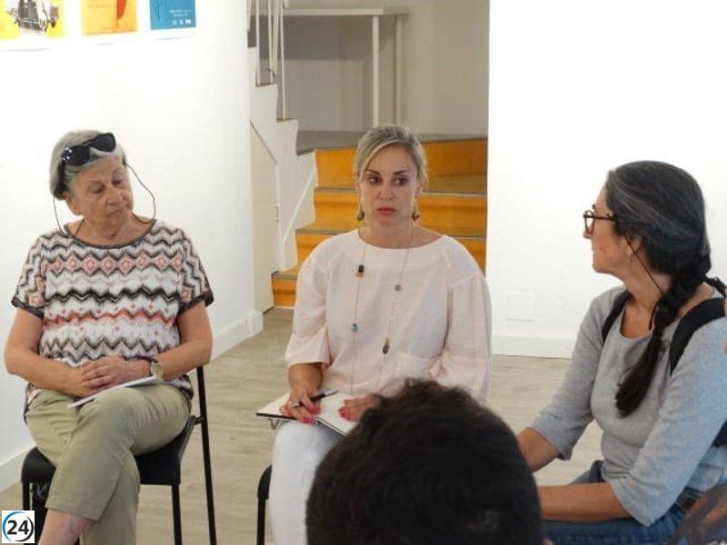 Sumar Galicia se enfoca en actos de escucha y promete 6.000 millones para dependencia en 2024-2027.