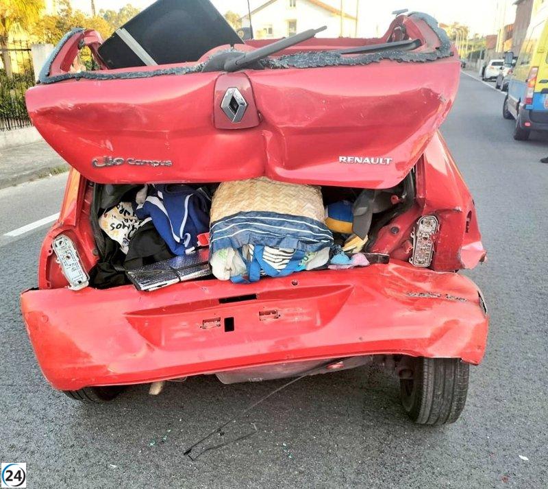 Evacuan a persona inconsciente tras accidente múltiple en Cambados.