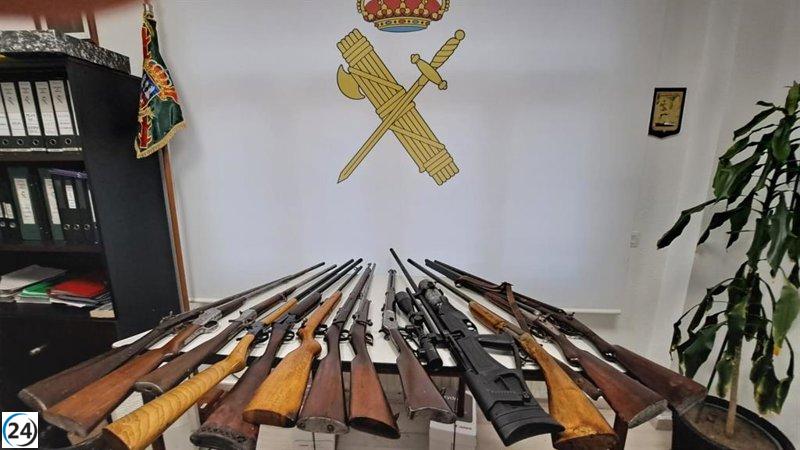 Detenido por amenazar con machete a su pareja en Barreiros, se descubre arsenal ilegal.
