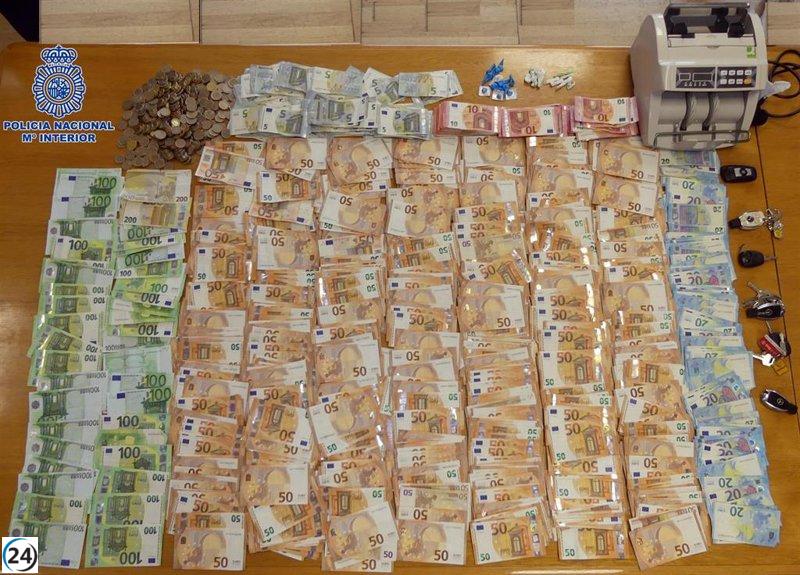 Ocho detenidos por trata de mujeres en Santiago
