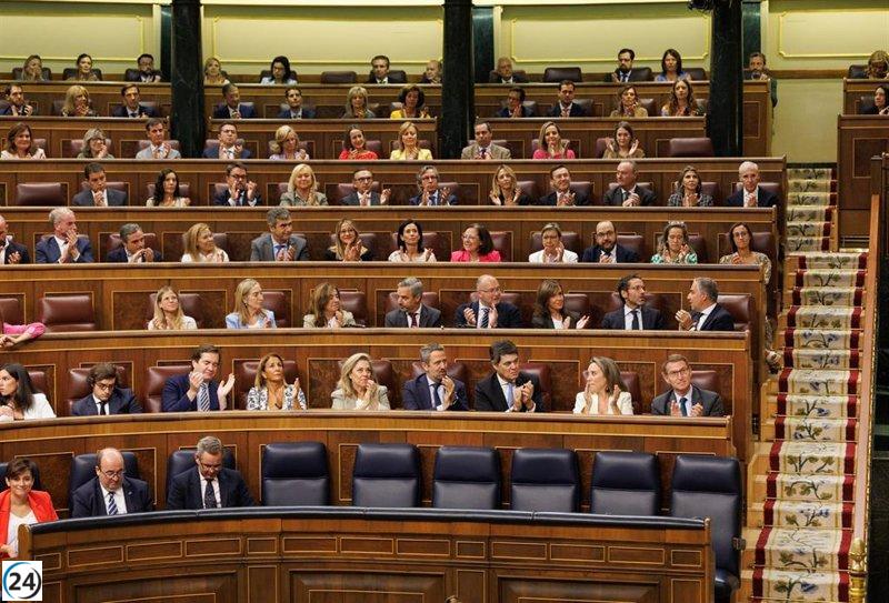 El Congreso aprueba el uso de las lenguas cooficiales con 180 votos, incluyendo el voto incorrecto de Rosa Quintana