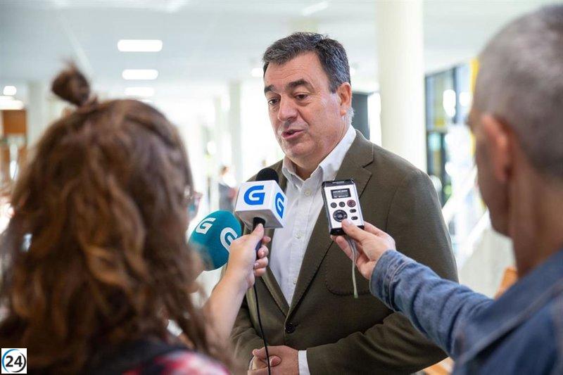 Rodríguez destaca enfoque visionario de la propuesta educativa y enfatiza importancia del diálogo con la mesa sectorial