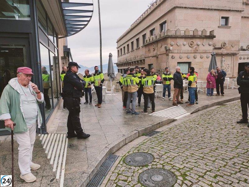 Bomberos en huelga logran reunión con Rueda en Vigo: 