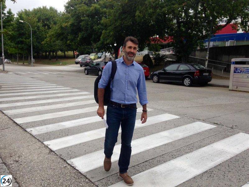 Exsocialista Juan Díaz Villoslada se une a Sumar Galicia en busca de un proyecto duradero.
