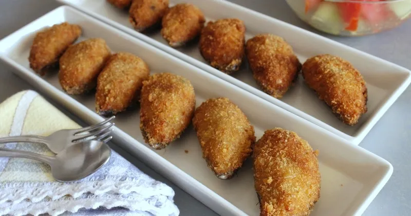 Los mejillones tigre, una de las tapas más populares de Galicia